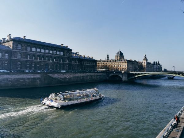 Les différents types de croisières sur la Seine